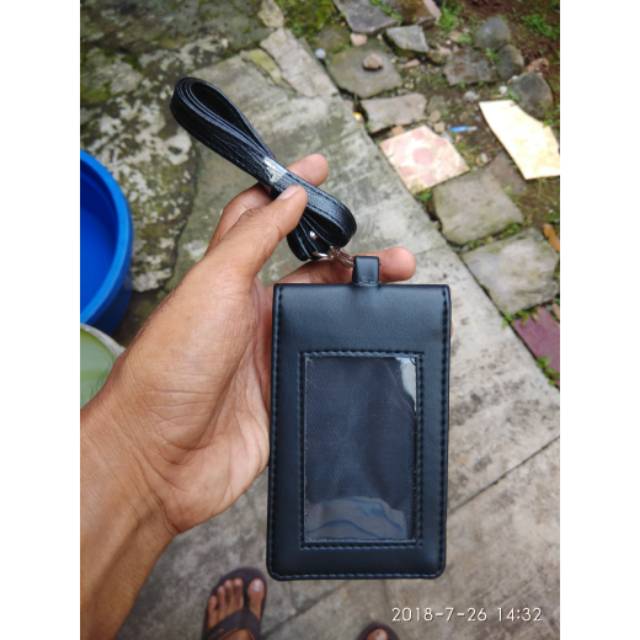 

Wadah id card holder kulit magnet kalep name tag terlaris