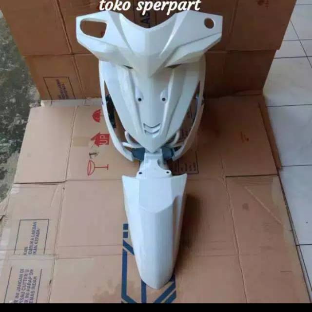 Cover body depan honda beat fi 2013-2014 putih