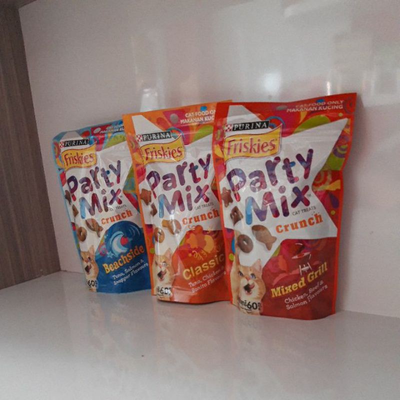 Party Mix  Crunch 60 gr Snack Kucing  Party Mix Cemilan Kucing Price Promo