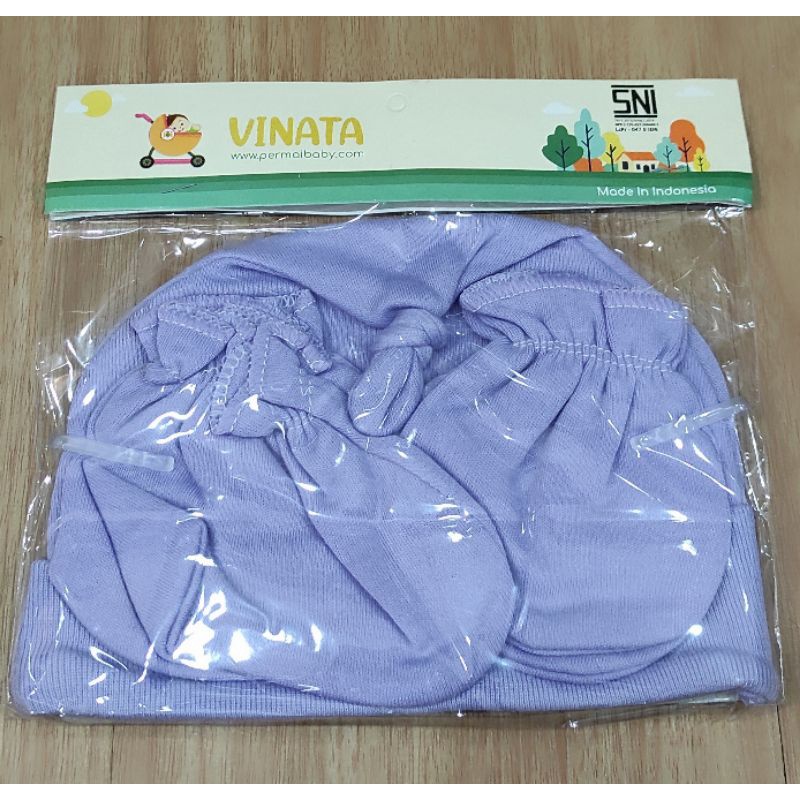 VINATA-TOPI SET SARUNG TANGAN DAN SARUNG KAKI-TOPI SATU SET