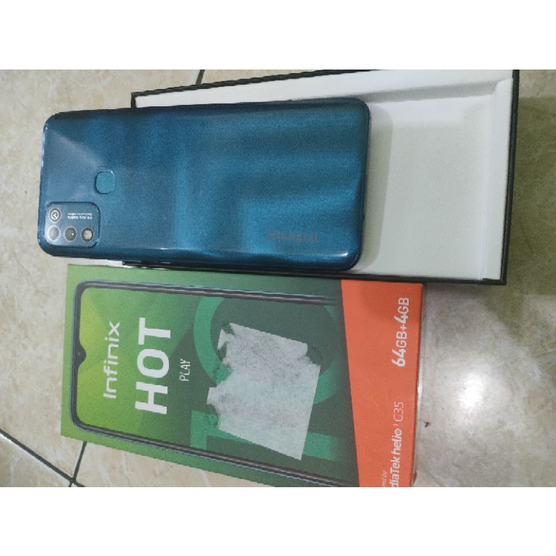 infinik hot 10 play 4/64