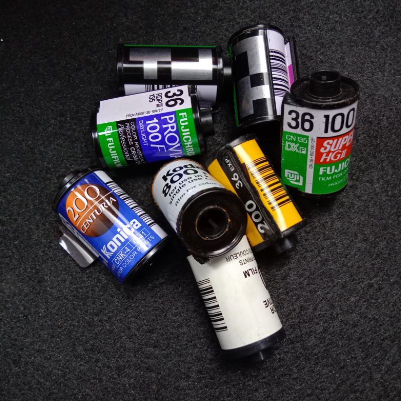 Kamera analog vintage retro jadul untuk pajangan, hiasan dinding, dan dekorasi-6