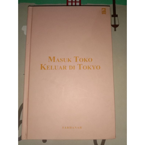 Preloved buku masuk toko keluar di Tokyo