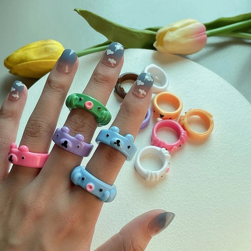 Cincin Bentuk Kartun Hewan Gurita Beruang Bahan Resin Warna Permen Untuk Wanita