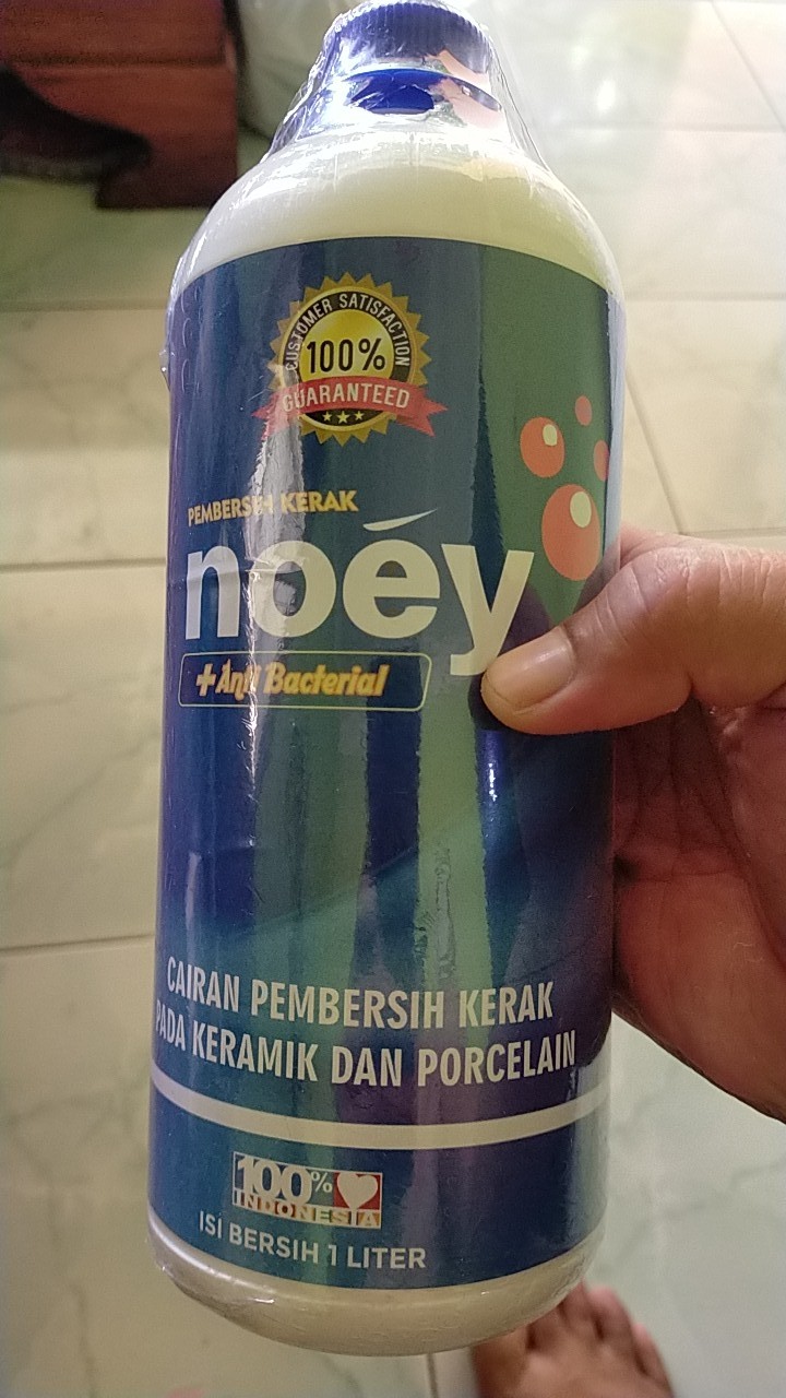 Noey Pembersih Kerak Keramik Porselen Lantai Kloset Toilet Kamar Mandi - 1000ml