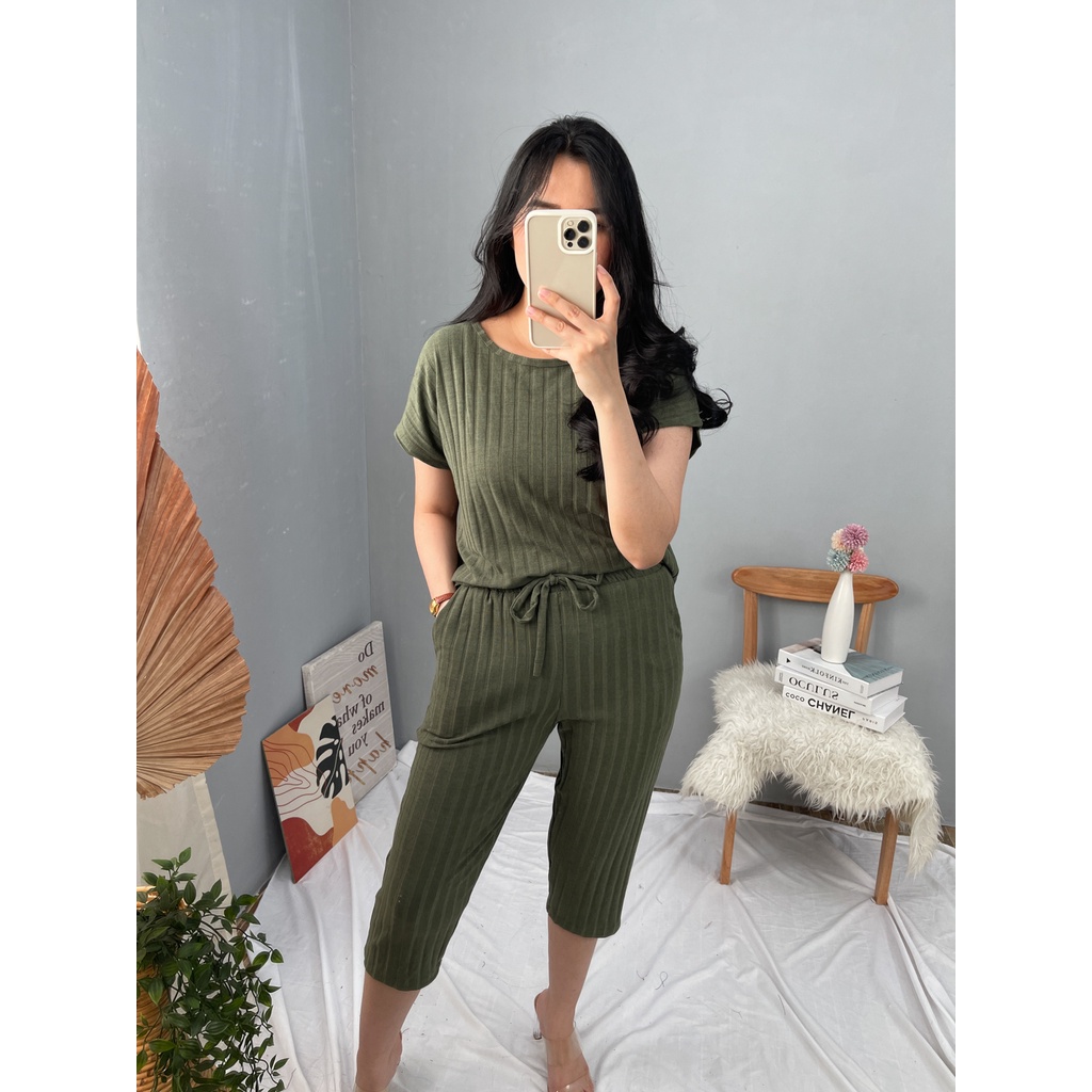 Luvanichouse - Montreal Topbottom Set-5