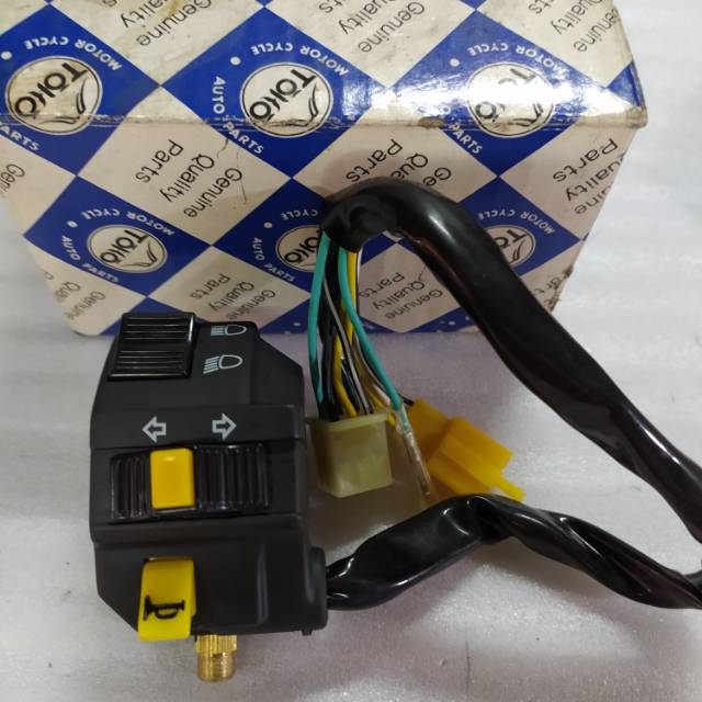 Holder Saklar Kiri Suzuki Tornado TOKO