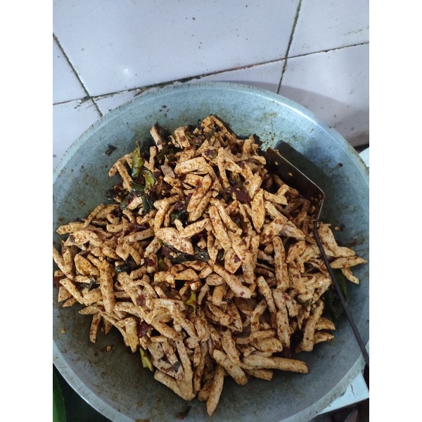 

Basreng Pedas Daun Jeruk kemasan 100gr