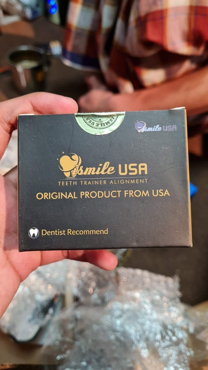 Ismileusa Perapih Gigi Transparan / Biru