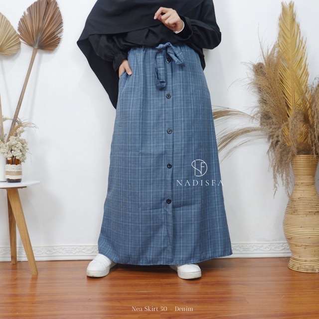 NEA SKIRT ROK BUTTON MOTIF / KOREAN SKIRT / ROK TARTAN
