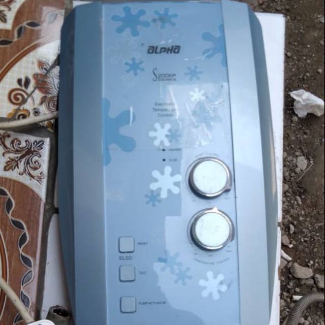 pemanas air mandi alpha