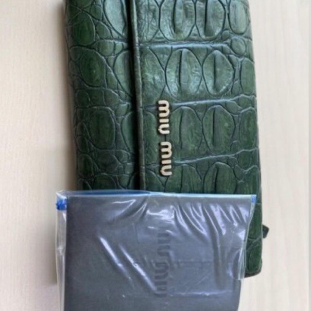 miumiu authentic preloved