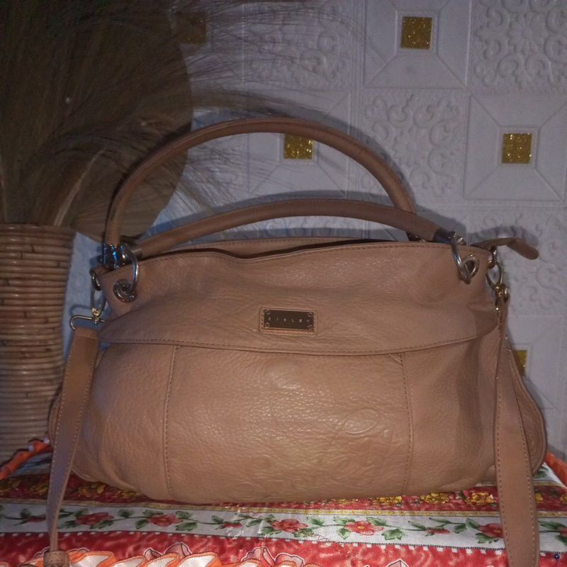 sisley gradasi hobo