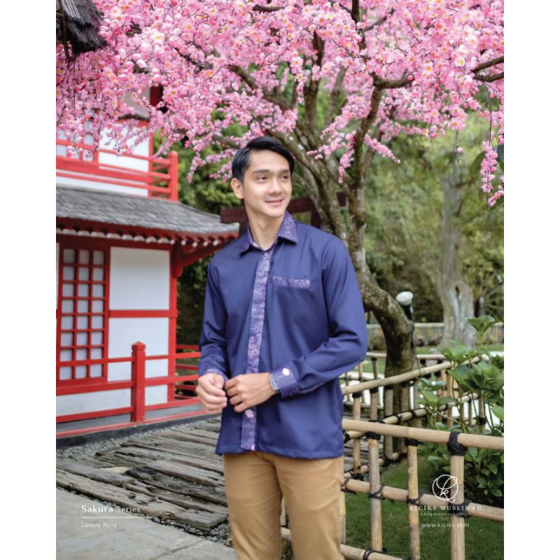 KEMEJA SAKURA NAVY SIZE S KICIKS MUSLIMAH