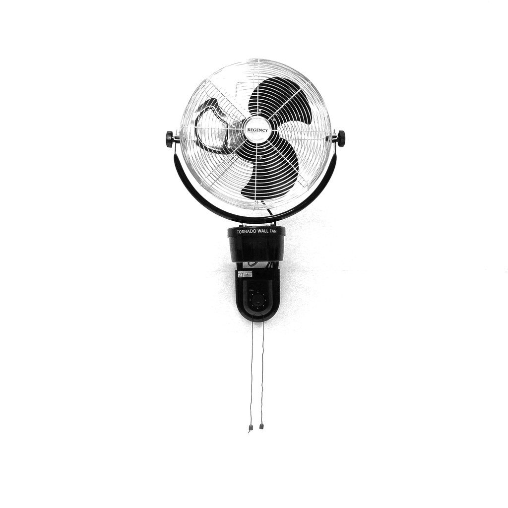 Wall Fan Tornado Kipas Angin Dinding Regency ZTW16 