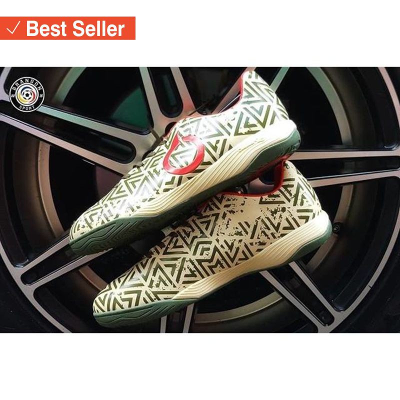 Sepatu Olahraga murah Harga Terjangkau / Sepatu Futsal OrtusEight Jogosala Shock Wave IN - Desert