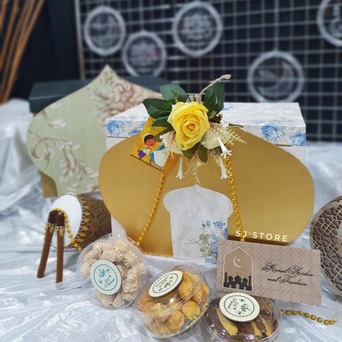 

Box hampers lebaran besar jumbo sembako