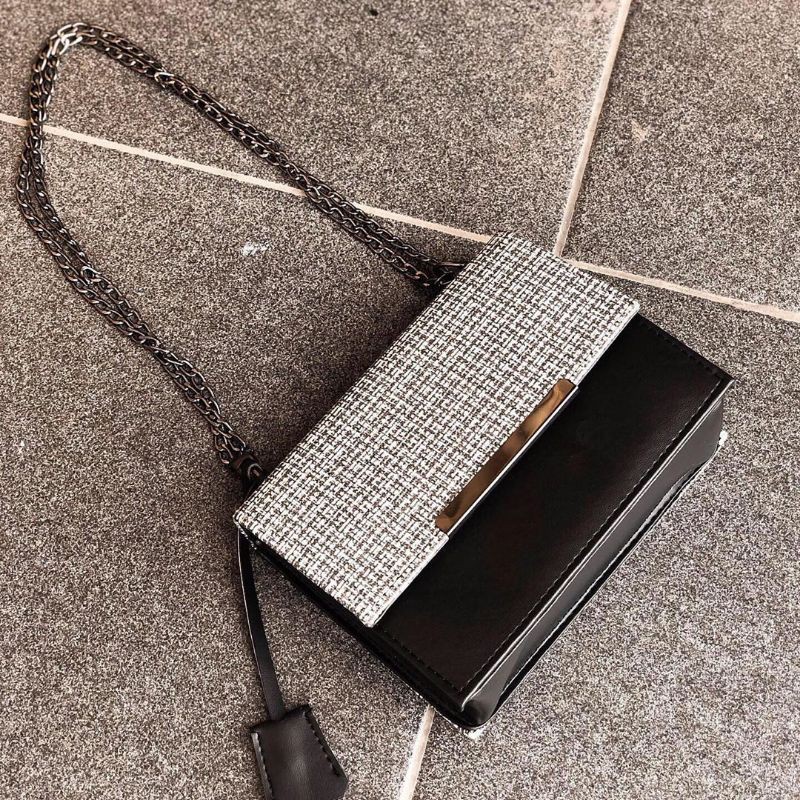 Tas selempang wanita hitam putih, Terbaru