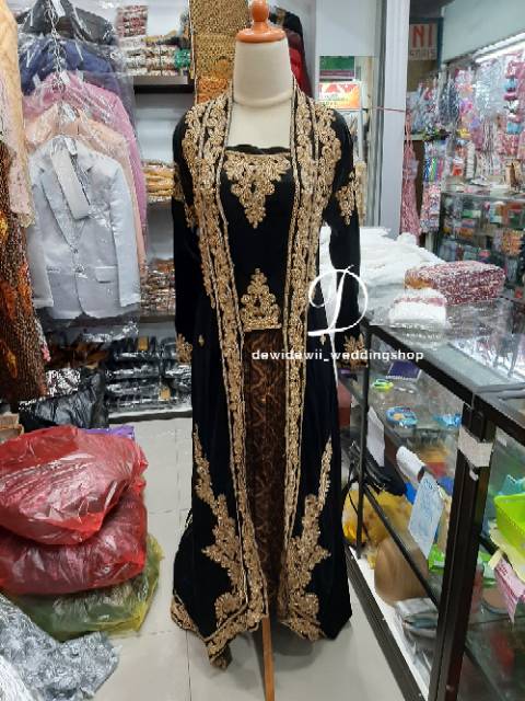 Kebaya Bludru Pengantin