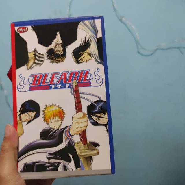 Preloved Komik Comics Bleach Masih Segel