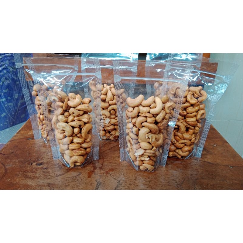 

Kacang Mete Sulawesi 100gr