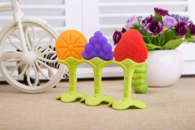 BABY TEETHER BUAH [TANPA PACKINGAN] / GIGITAN BAYI MODEL BUAH / MAINAN BAYI GIGITAN BUAH