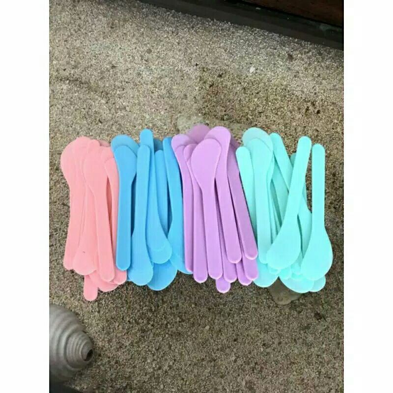 KUAS + SPATULA MASKER 2IN1