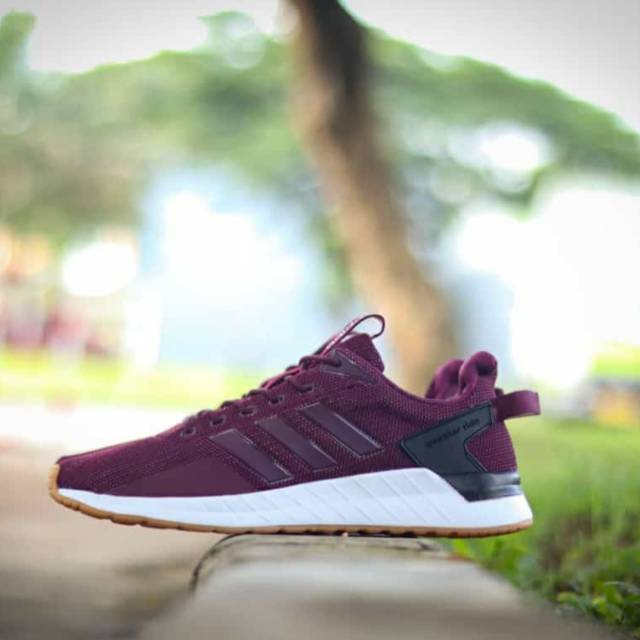 ADIDAS QUESTAR RIDE MAROON ORIGINAL