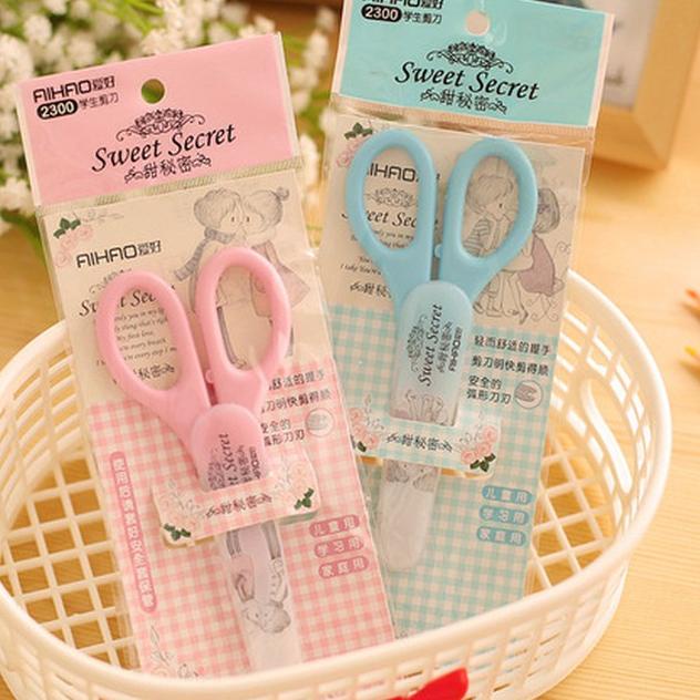 

Trend - J2 - Gunting Kertas Sweet Secret unik dan lucu ,.