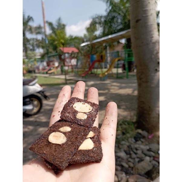 

Brownies Cookies / Brownies Crispy Almond