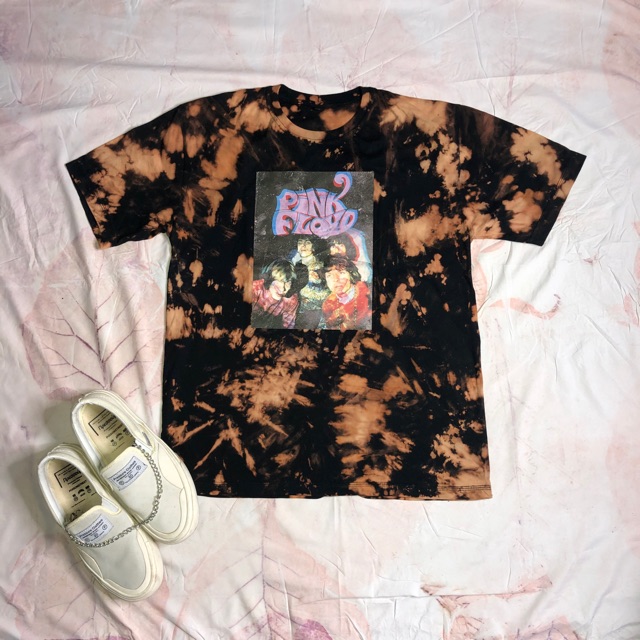 Kaos Tie Dye Pink Floyd