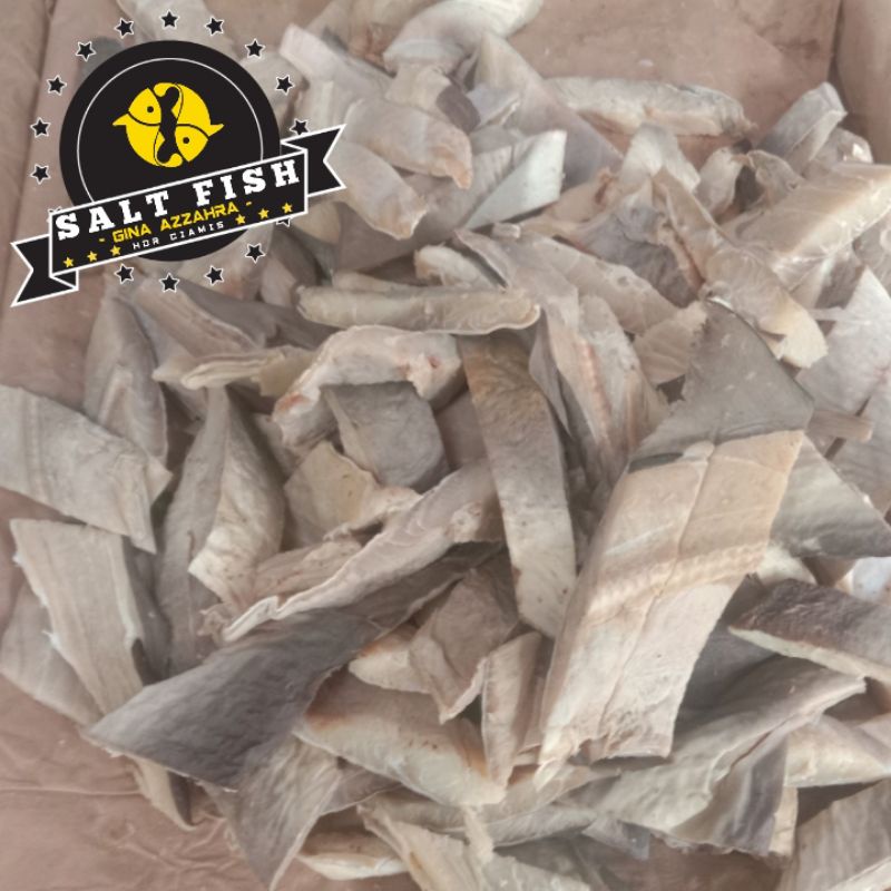 

Ikan Asin Cucut Potong Segar (500 Gram)