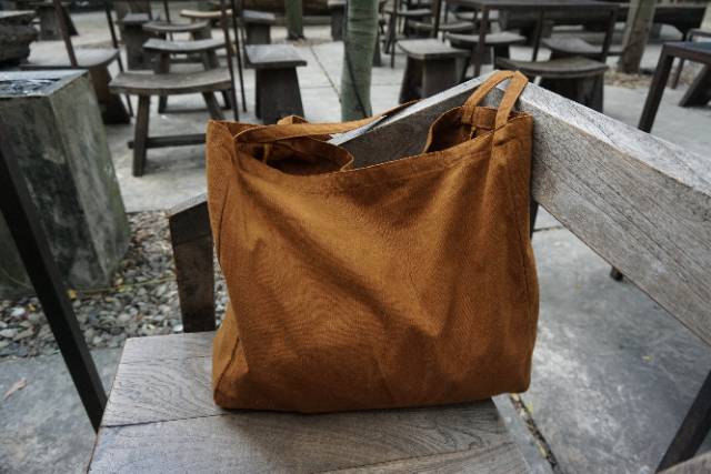 TOTEBAG POLOS BROWN / NUDIE BAG