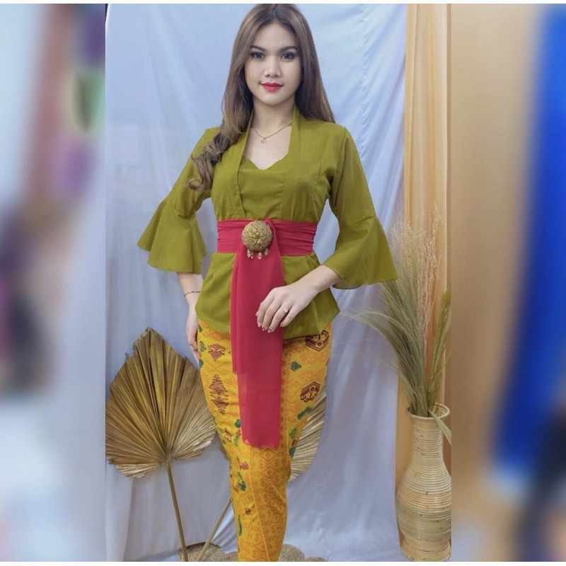 (kebaya saja) kebaya bali rumbai moscreft ceruty lengan terompet