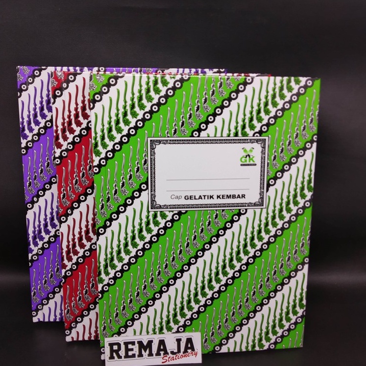 

Buku Hard Cover Gelatik Quarto ( ukuran buku tulis 32 ) isi 200 per pcs