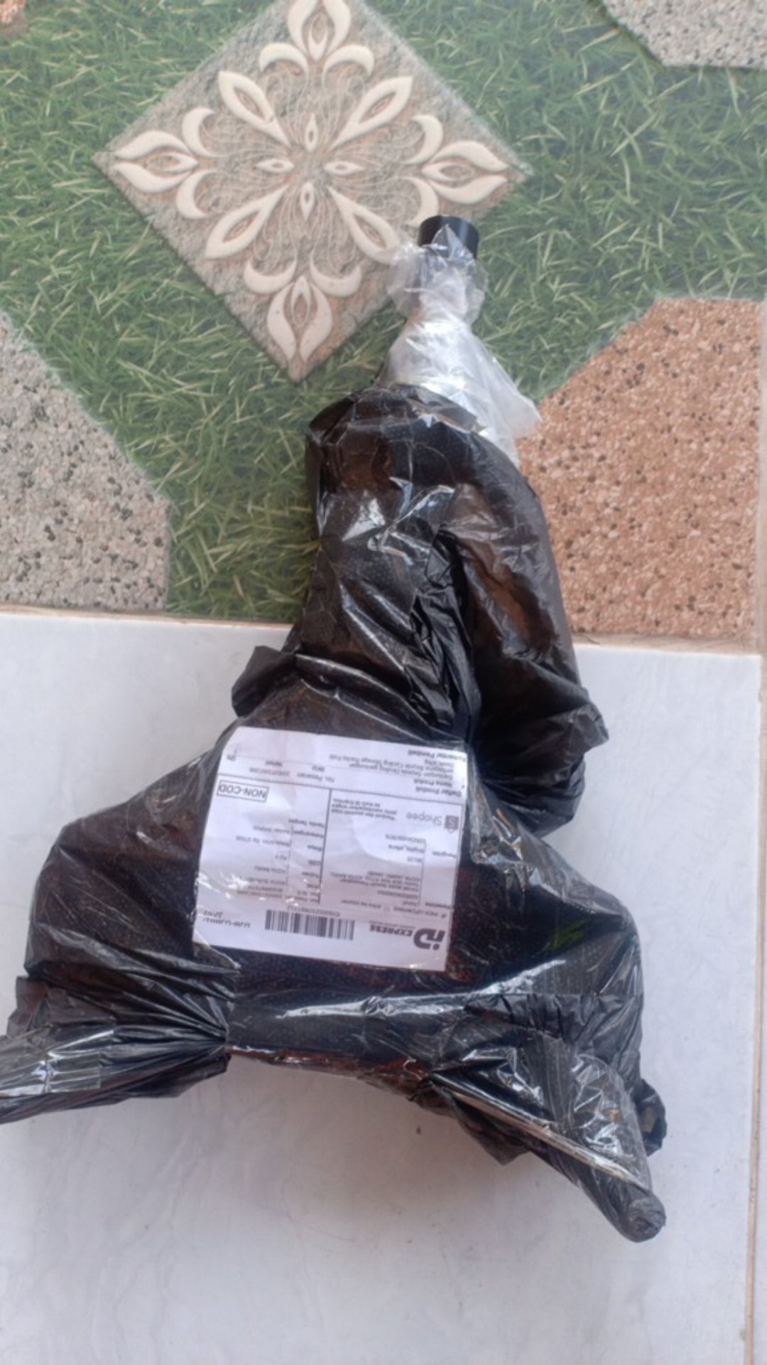 Gantungan Sepeda Dinding Gantungan Serbaguna Bicycle Cycling Storage Racks Fold Down 30kg