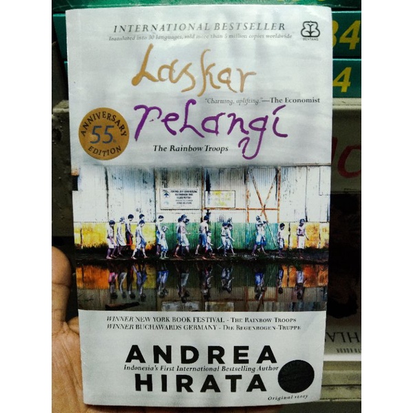 Buku Laskar Pelangi The Rainbow Troops Andrea Hirata