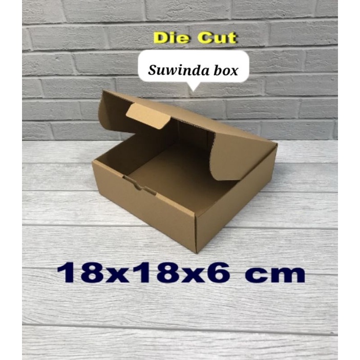 

Kardus karton uk.18x18x6 cm ........model box pizza