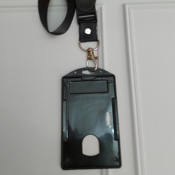 

Tali lanyard/Tali Id Card 2 cm Stopper + Casing Id Card Holder