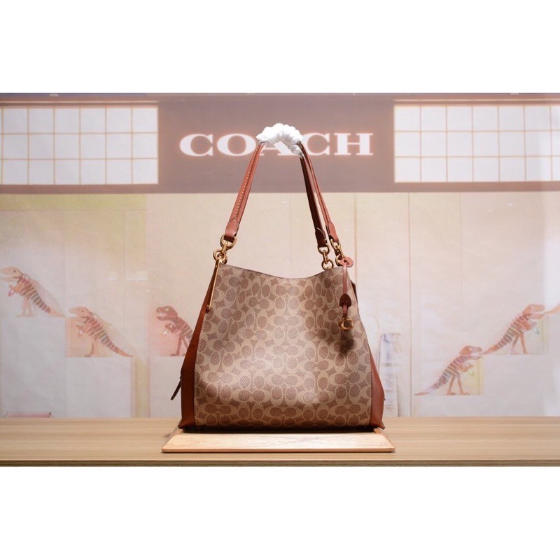 Coach Dalton Signature