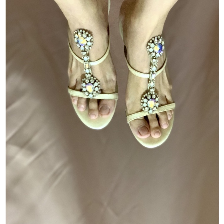 29 high heels pesta merk aveda / preloved / sendal pesta bekas layak pakai