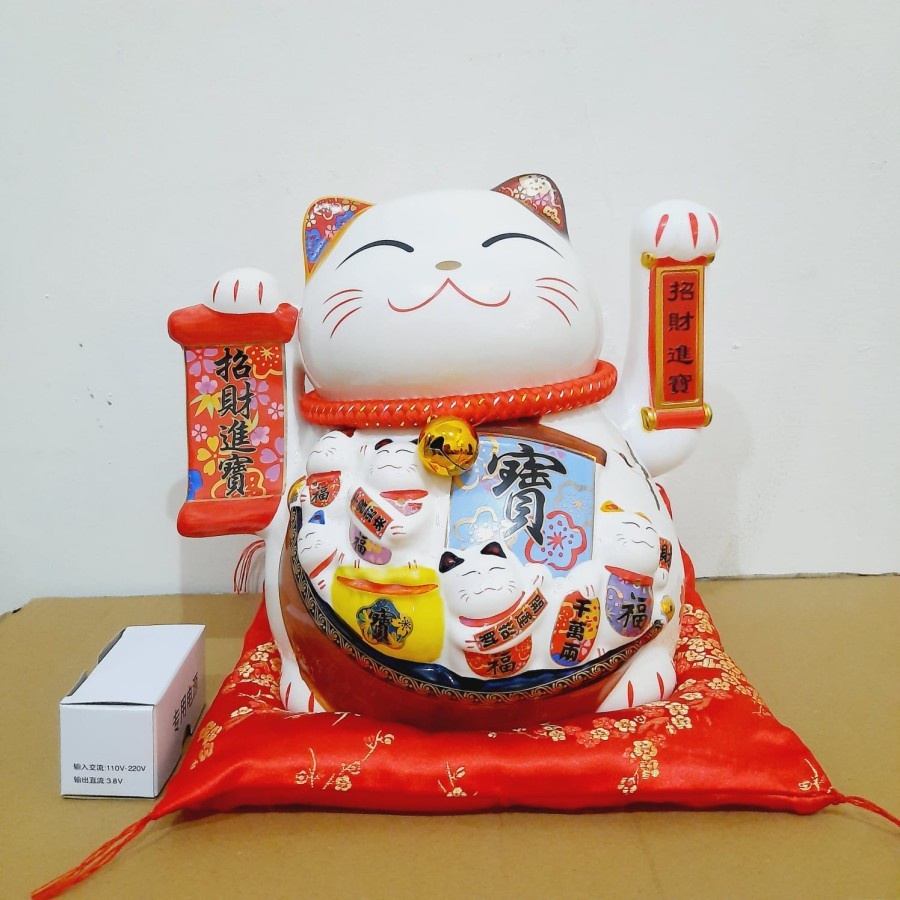 MANEKI KUCING PAJANGAN KUCING LUCKY CAT MANEKI NEKO KADO MURAH MANEKI