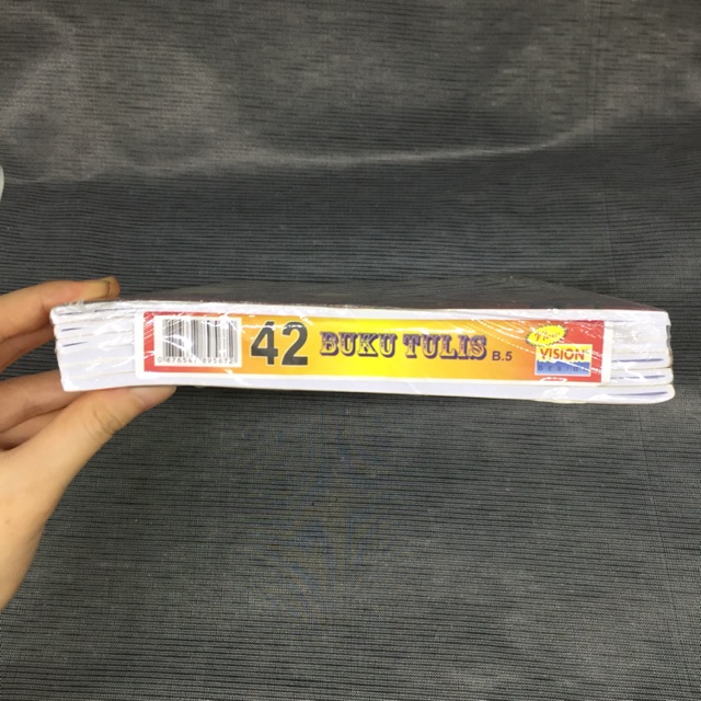 

Buku Boxy vision B5 ( 42 lembar per buku ) 1 pak 6 pcs
