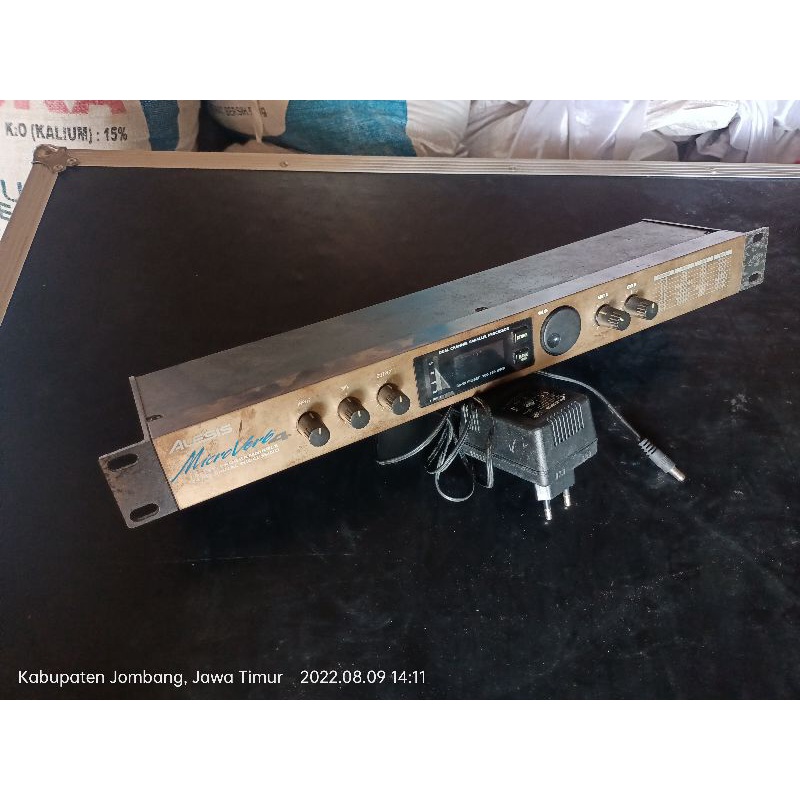 Alesis Microverb 4 efek vocal bukan yamaha