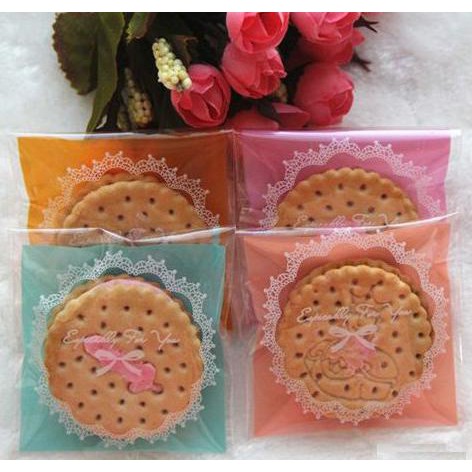 

PLASTIK BUNGKUS KUE ROTI COOKIES KADO PACKING LUCU BONEKA BAKING TOOL