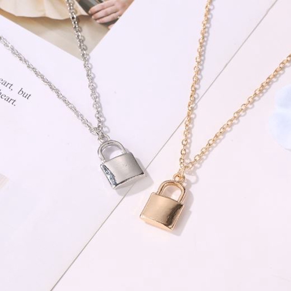 OILA kalung gembok lock chain clavicle necklace (2J1) jka175