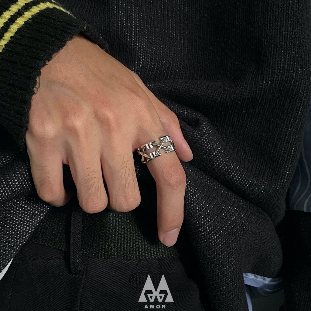 Cincin Model Terbuka adjustable Desain OFF White Panah Gaya hip-hop Eropa Amerika Untuk Pria