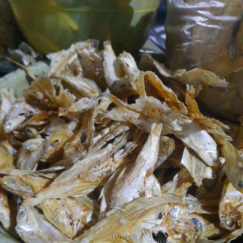 

ikan Asin bilis 250grm