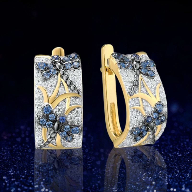 Anting Hoop 18k Gold Desain Capung Aksen Batu Sapphire Biru Untuk Pernikahan