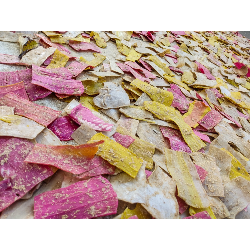 

Kerupuk Melarat Mentah Khas Cirebon / Krupuk Mlarat Murah Halal / Makanan Grosir Tradisional Daerah Kiloan